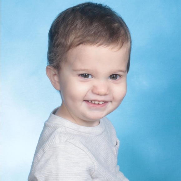 Meet your Posher, Danielle - Picture 5 of 6